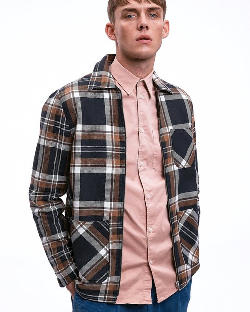 Snygg overshirt från Whyred